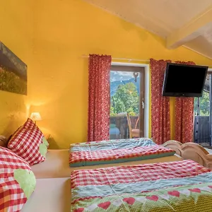  Apartment Zwischen Chiemsee Und Bergen Dg